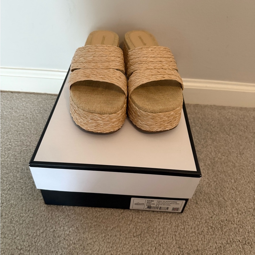 Larroude Ash Women's raffia  Platform Sandals size 8.5